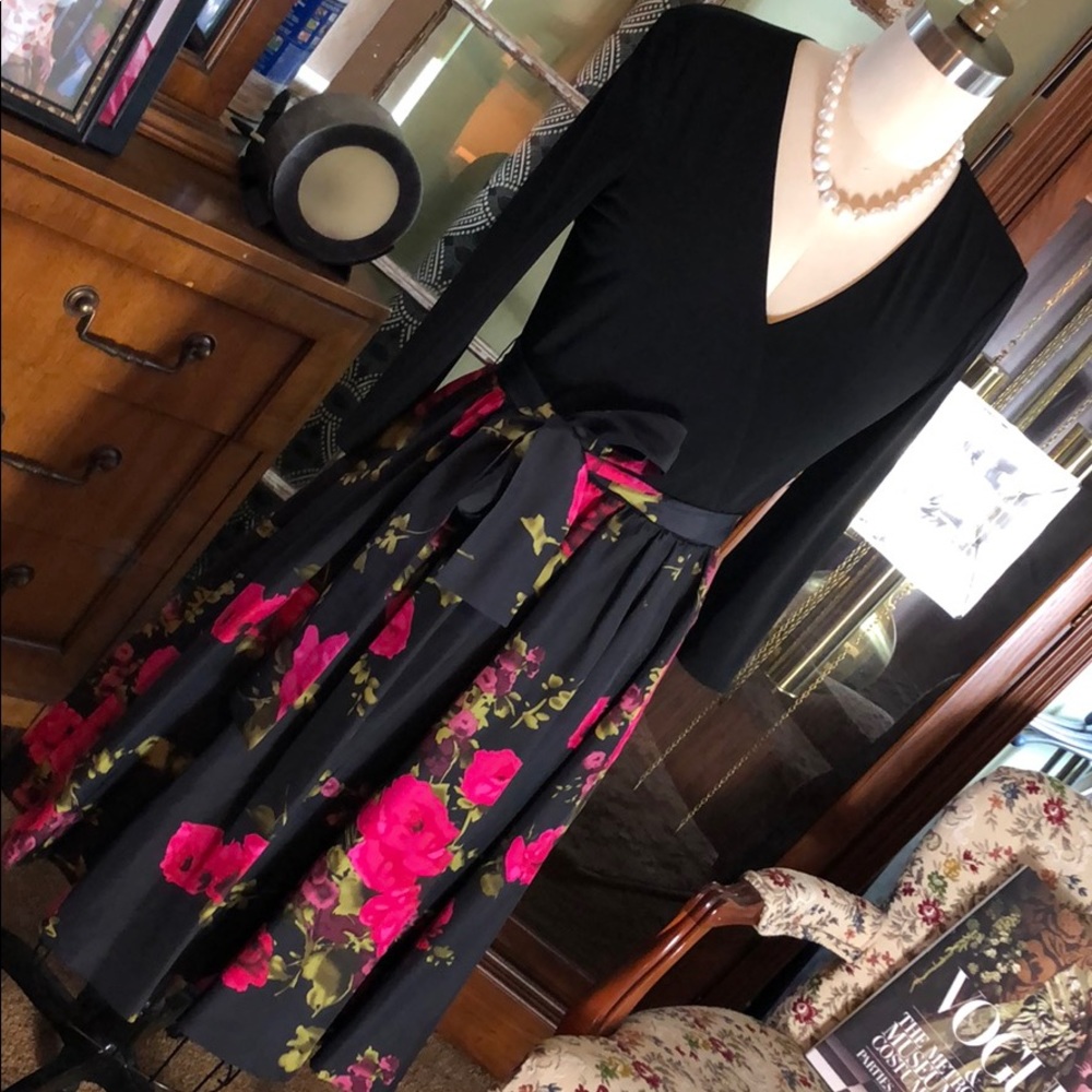 J PETERMAN FLORAL DRESS